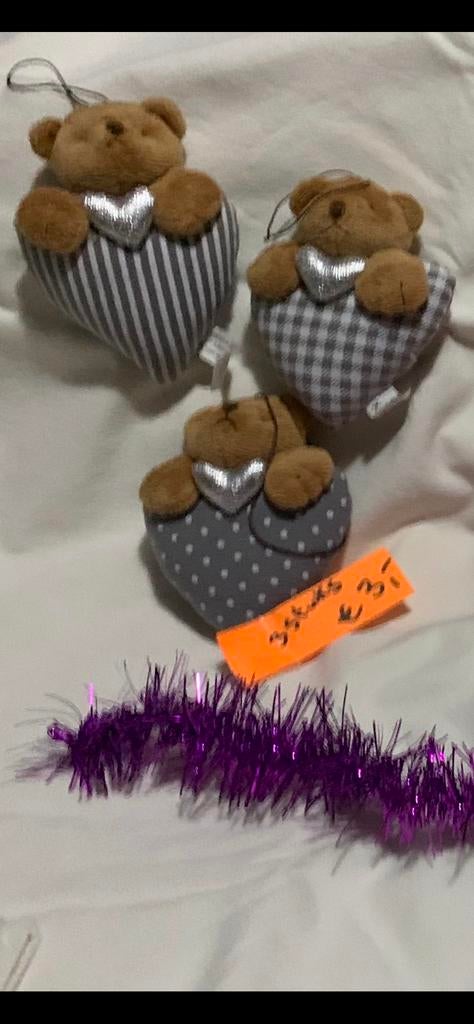 Valentijn (of kerst). Hartjes met beertjes (3 stuks voor €3), Diversen, Kerst, Ophalen, Zo goed als nieuw