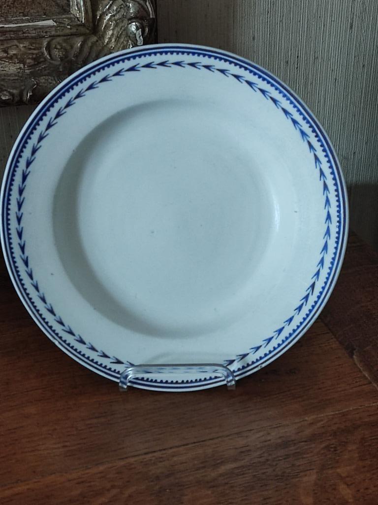1 assiette en porcelaine de Tournai, Enlèvement ou Envoi
