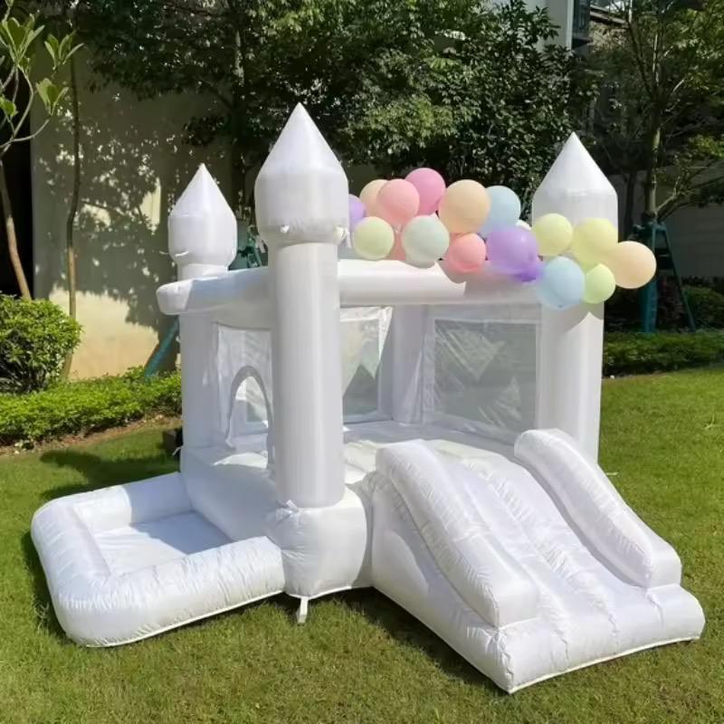Location Château gonflable blanc – Intérieur & Extérieur, Enlèvement ou Envoi, Comme neuf