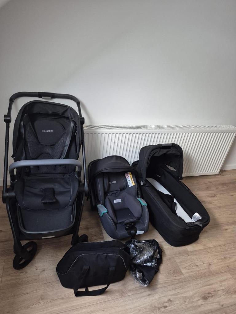 Poussette Trio Recaro, Enfants & Bébés, Poussettes & Combinaisons, Enlèvement, Comme neuf, Poussette combi, Autres marques