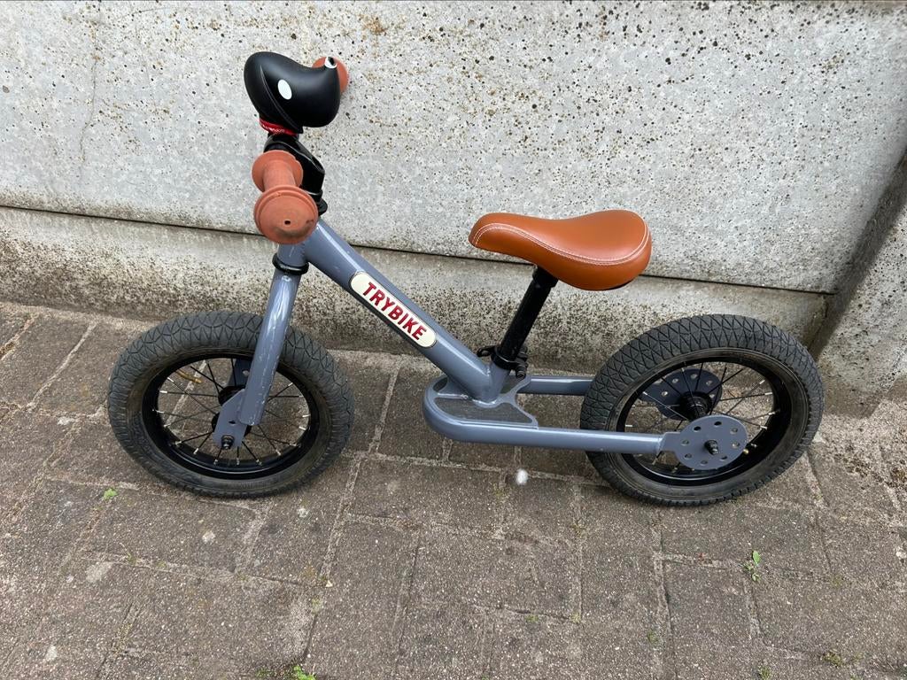 Trybike - Loopfiets grijs. Perfecte staat, Kinderen en Baby's, Speelgoed | Buiten | Voertuigen en Loopfietsen, Zo goed als nieuw