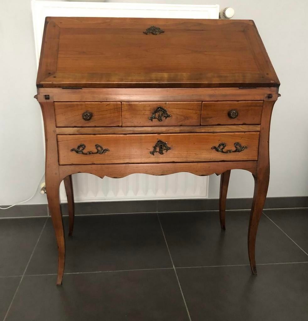 Secrectionnaire, Antiquités & Art, Enlèvement