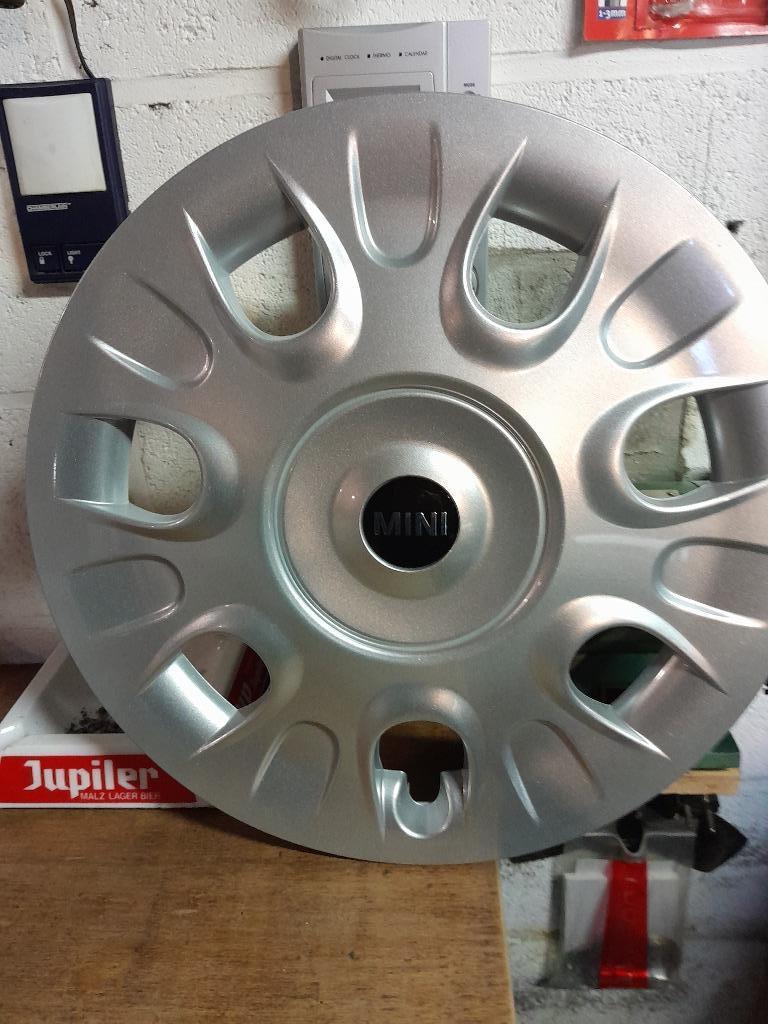 Un enjoliveur 15 " pour mini cooper., Autos : Pièces & Accessoires, Enlèvement, Neuf, 15 pouces