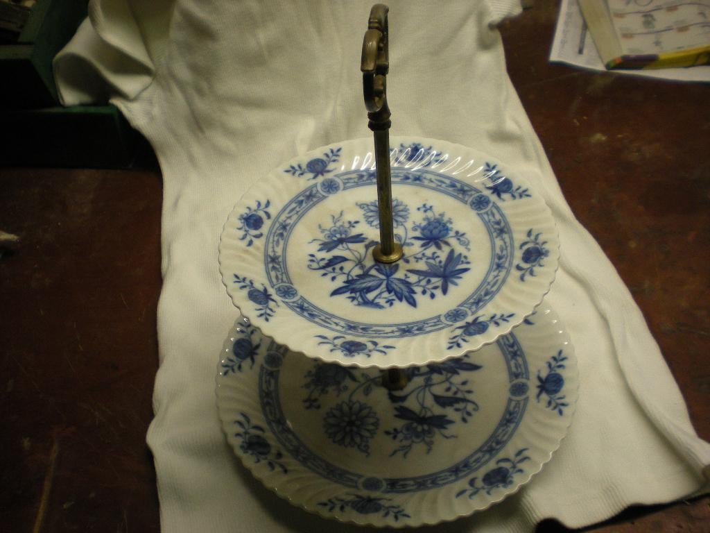 zeer oud fruit schotel blauw, Antiek en Kunst, Antiek | Keramiek en Aardewerk, Ophalen of Verzenden