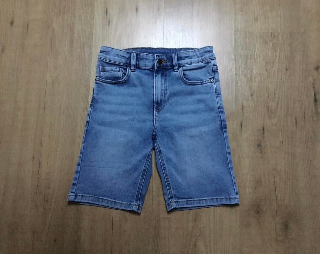 Mayoral nukutavake, short maat 10, Ophalen, Zo goed als nieuw