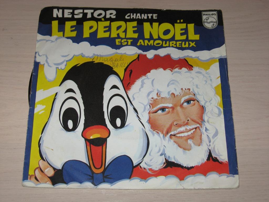 Disque vinyl 45 tours nestor Le Père Noël Est Amoureux, Enlèvement ou Envoi, Comme neuf, Musique