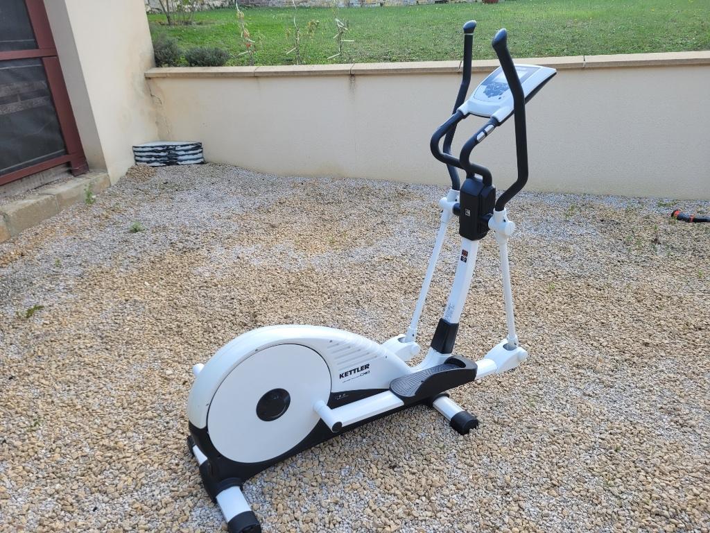 velo elliptique haut de gamme, Sports & Fitness, Équipement de fitness, Enlèvement, Comme neuf, Autres types