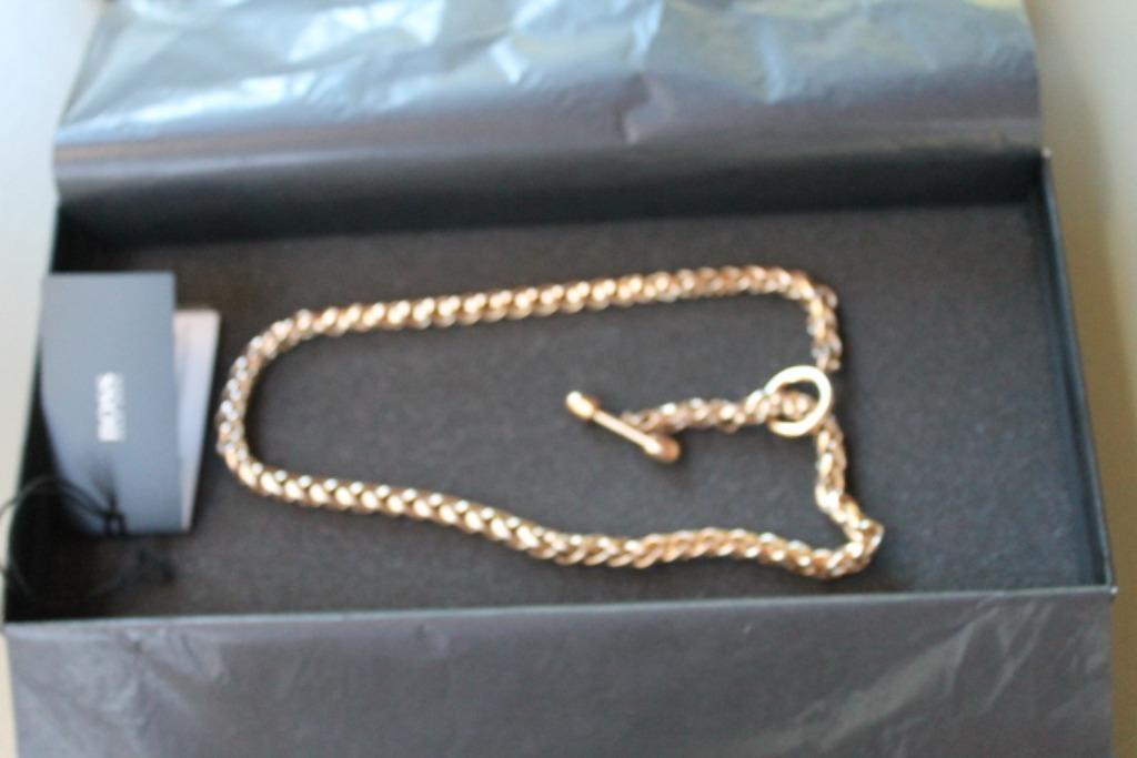 Lange schakelketting Hugo Boss, nog in geschenkverpakking, Verzenden, Nieuw, Goud, Overige materialen
