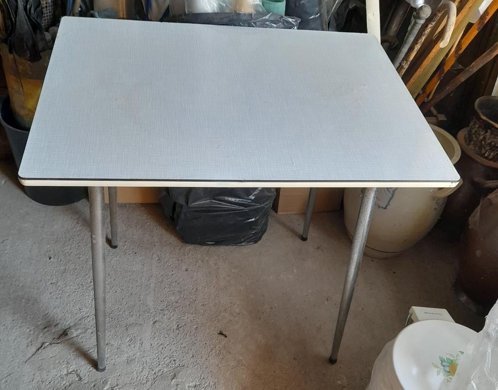 Vintage-Petite table 53 x73 h72fornica gris de 1969, Enlèvement