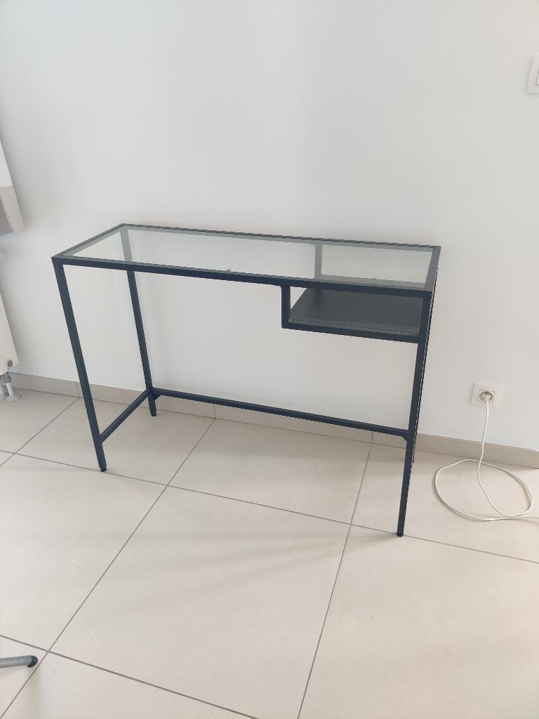 Ikea metalen Laptoptafel met glazen blad, Enlèvement, Comme neuf