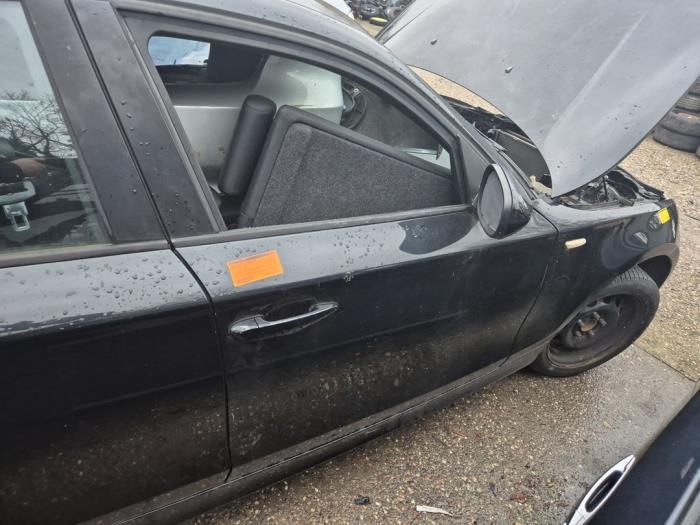 Portier 4Deurs rechts-voor van een BMW 1-Serie (475-9), Gebruikt, Deur, Ophalen of Verzenden, BMW