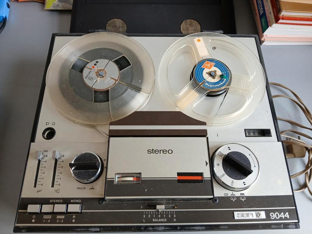 Lecteur/ reproducteur son/vidéo SBR 9044, Enlèvement