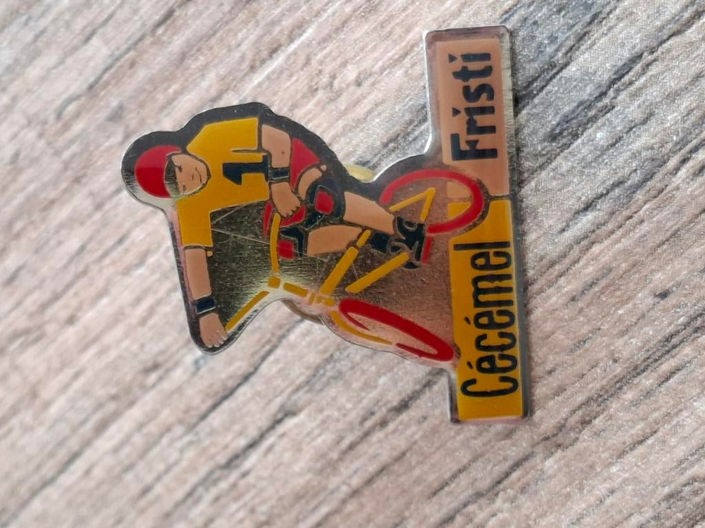 Pin Cecemel Fristi, Envoi, Comme neuf