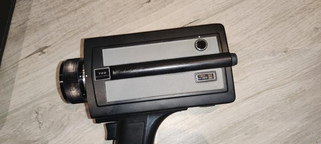 Chinon 722 super 8 camera met toebehoren, Enlèvement ou Envoi, Caméra