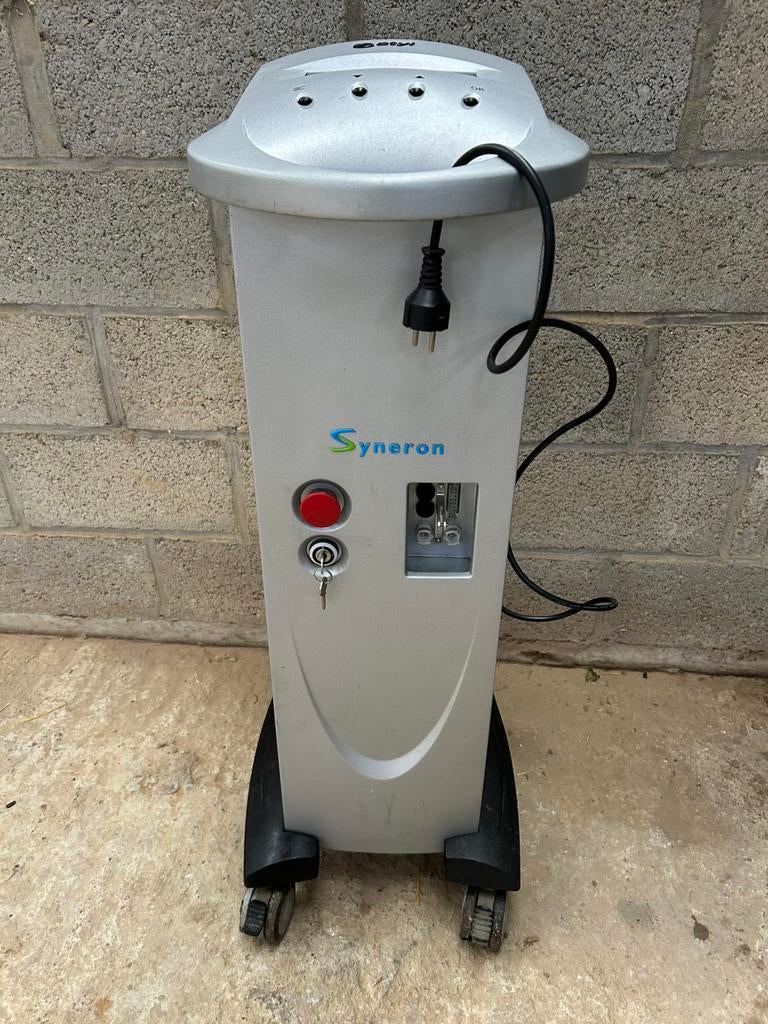 Machine épilation définitive, traitement peau Syneron, Enlèvement