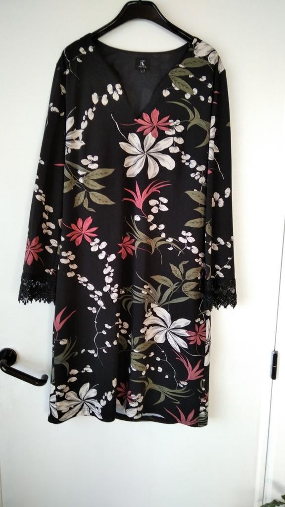 Kleedje K design L, Ophalen of Verzenden