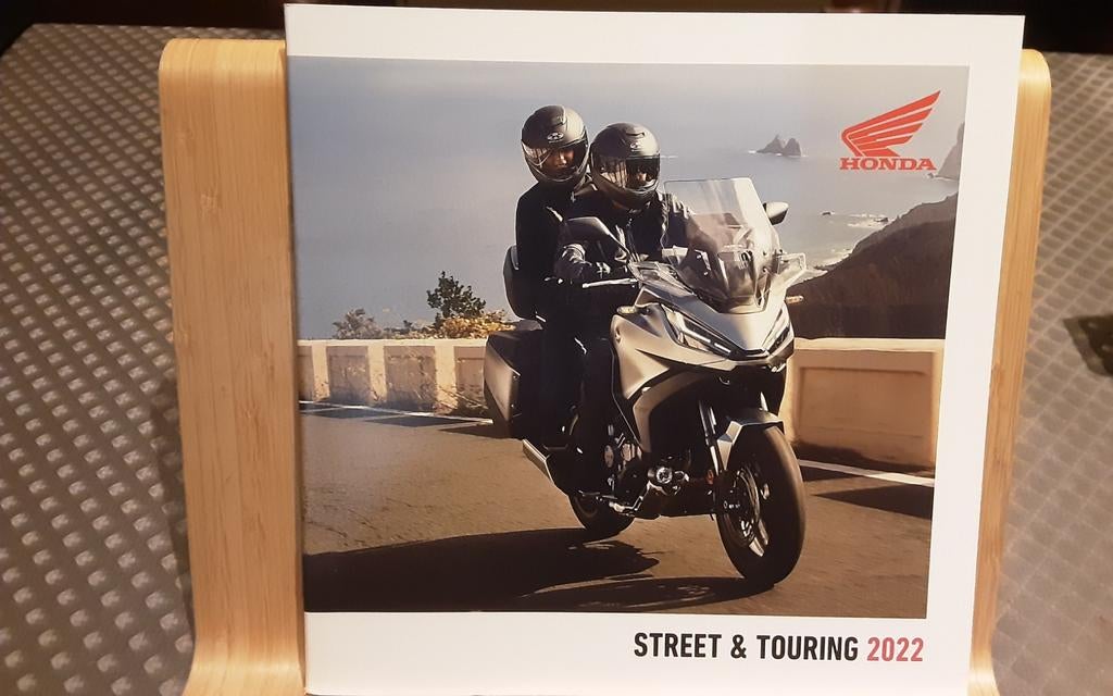 Honda street &touring brochure, Ophalen of Verzenden, Zo goed als nieuw