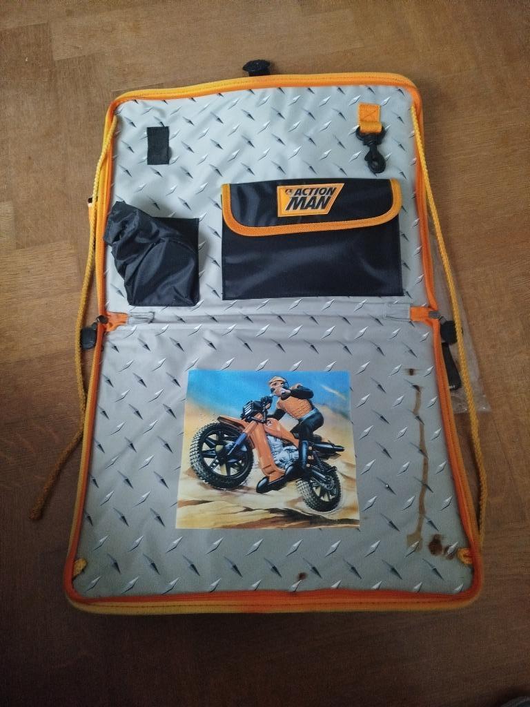 Organisateur voiture enfant, Action Man, Enlèvement ou Envoi, Comme neuf