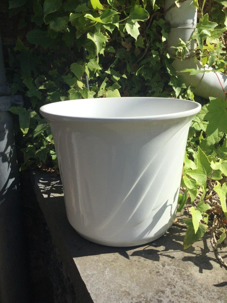 Joli cache pot / jardinière en faïence Germany n 165/21, Antiquités & Art, Enlèvement