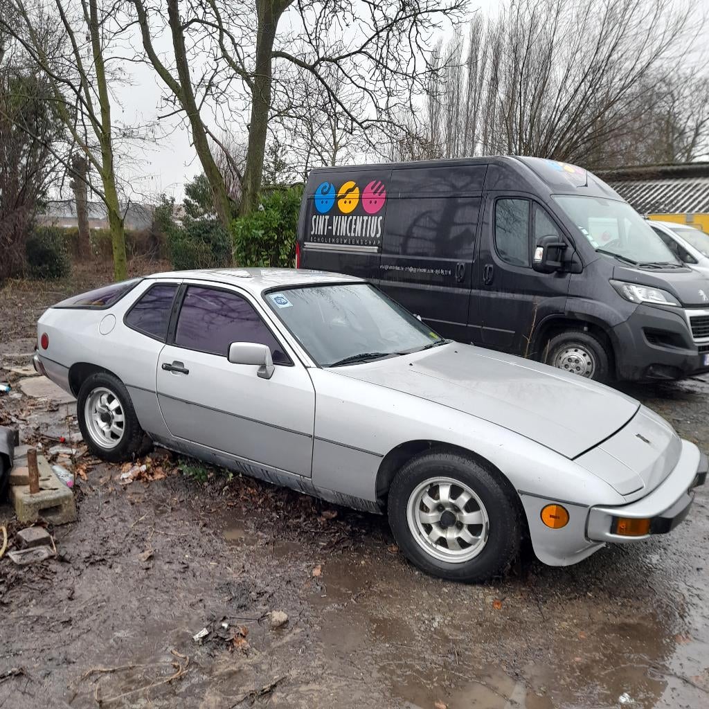Porsche 924, Cuir, Boîte manuelle, Noir, Particulier