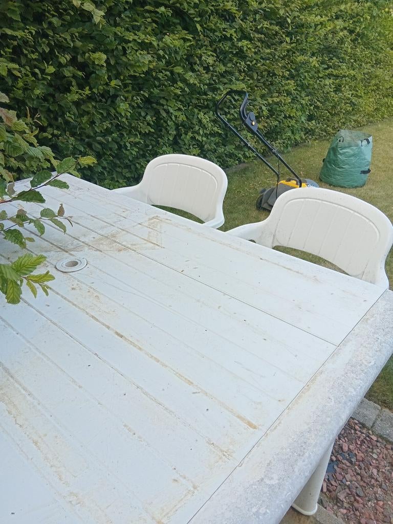 Table et 4 chaises plastique  marque alibert, Enlèvement, Plastique
