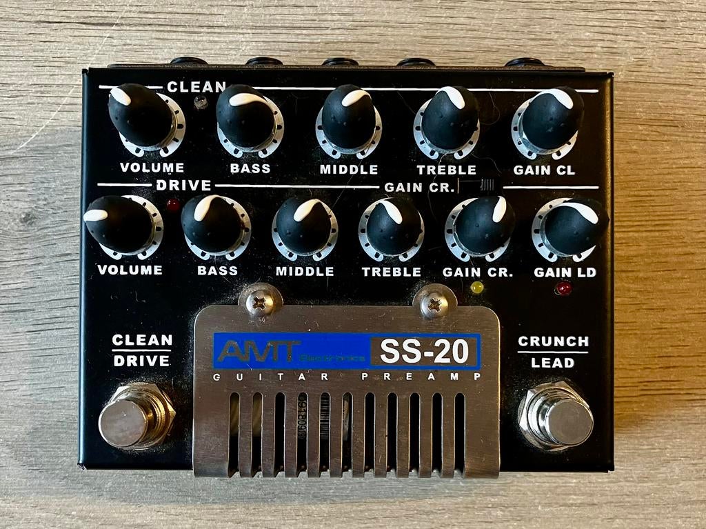 Préampli + cabine SIM AMT SS-20, Musique & Instruments, Enlèvement ou Envoi, Utilisé, Distortion, Overdrive ou Fuzz