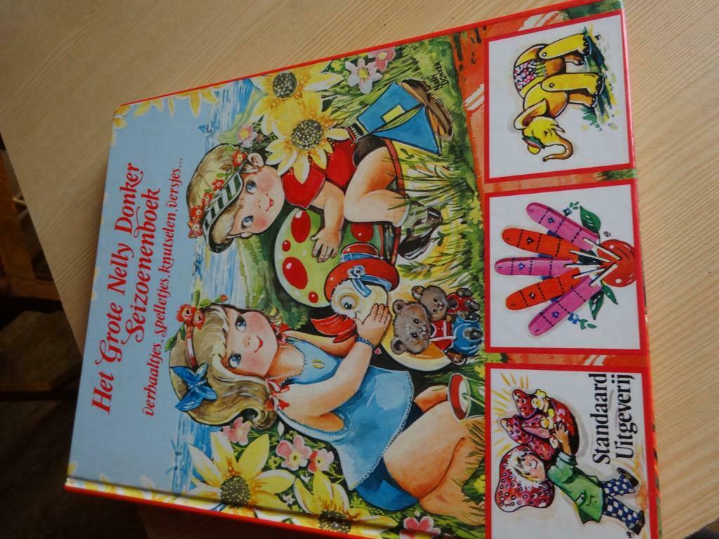 Het grote Nelly Donker seizoenenboek, Boeken, Ophalen of Verzenden, Gelezen