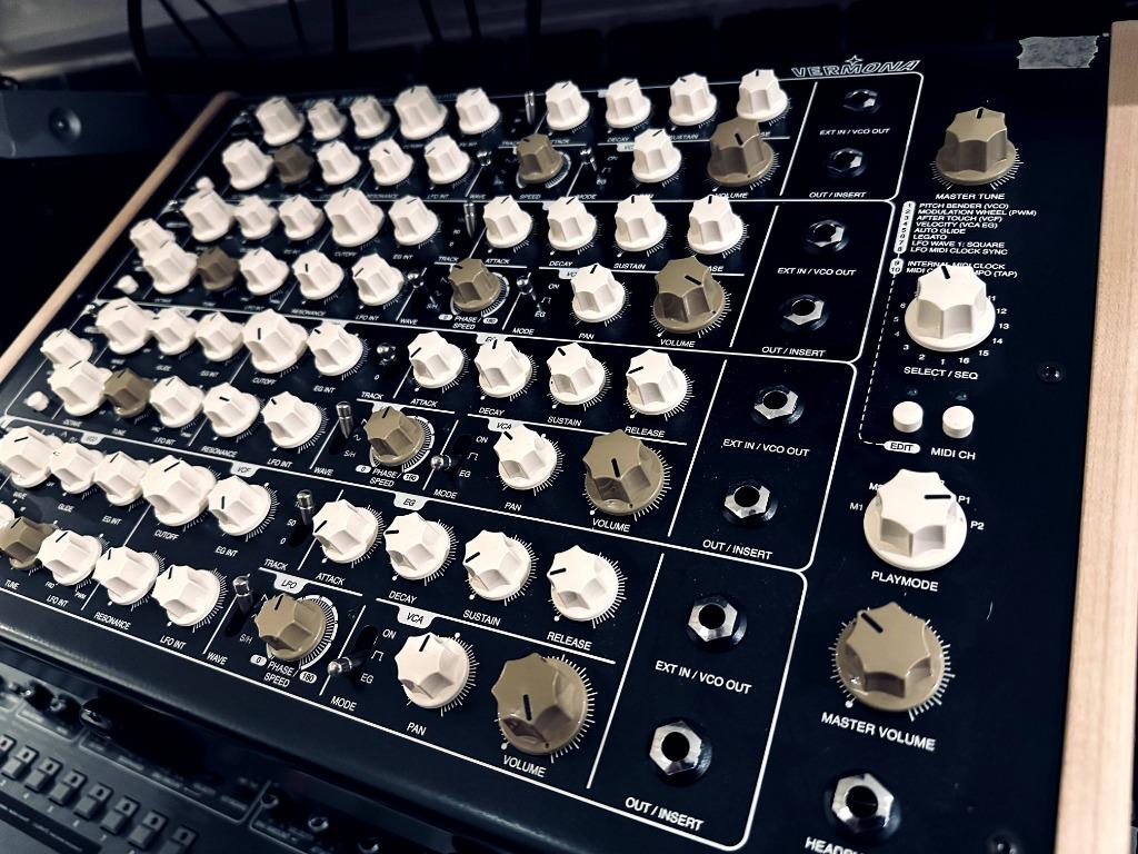 Vermona PERfourMER MkII CV/Gate + wood sides, Overige aantallen, Zo goed als nieuw, Met midi-aansluiting, Ophalen