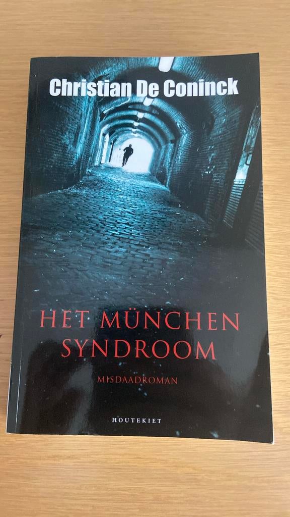 Christian De Coninck - Het München syndroom, Ophalen, Zo goed als nieuw, Christian De Coninck