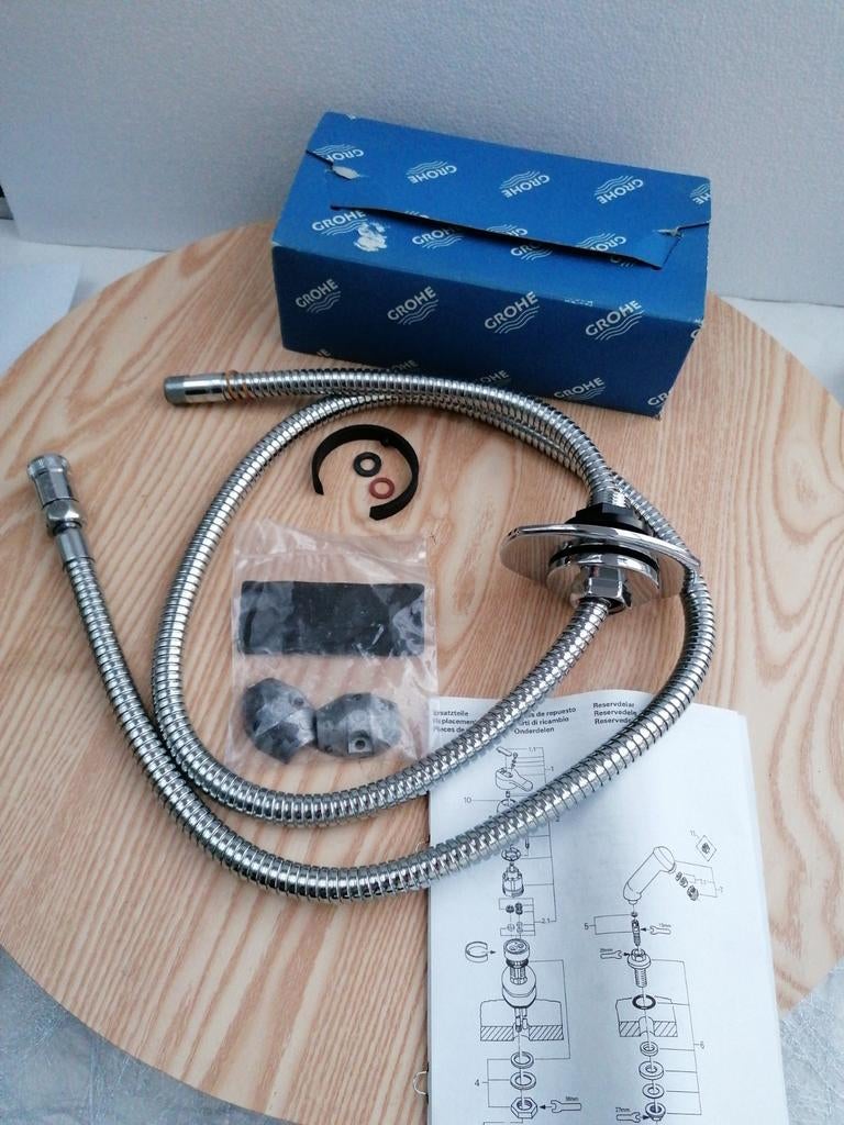 Grohe flexibele darm douche, 1m25. Nieuw, 2 beschikbaar, Ophalen of Verzenden, Zo goed als nieuw