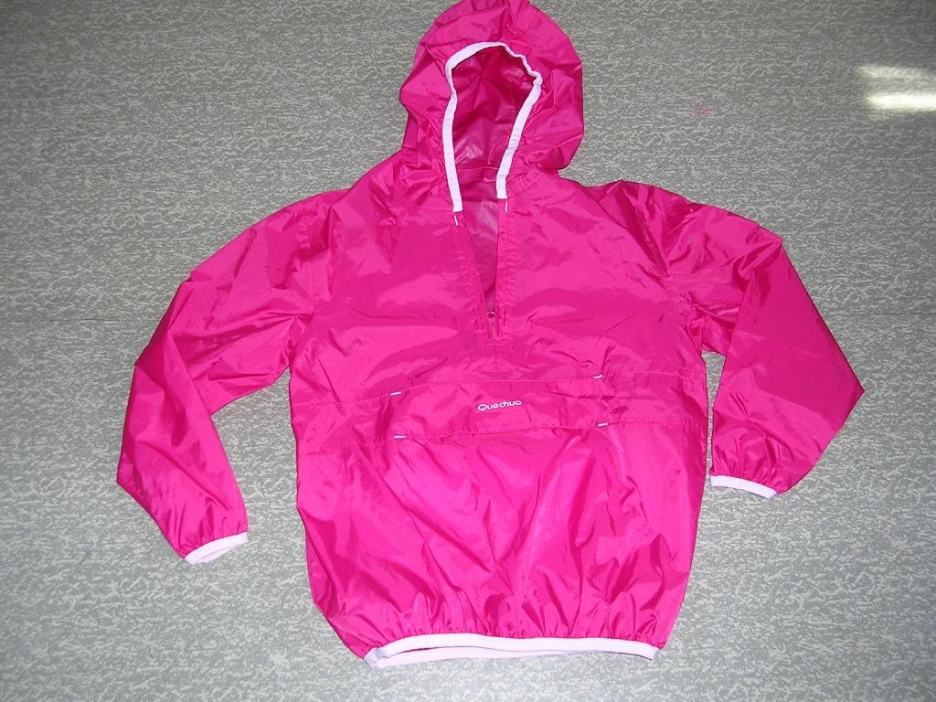 Regen jasje voor meisje. Maat 110-116, Meisje, Decathlon, Ophalen of Verzenden, Zo goed als nieuw