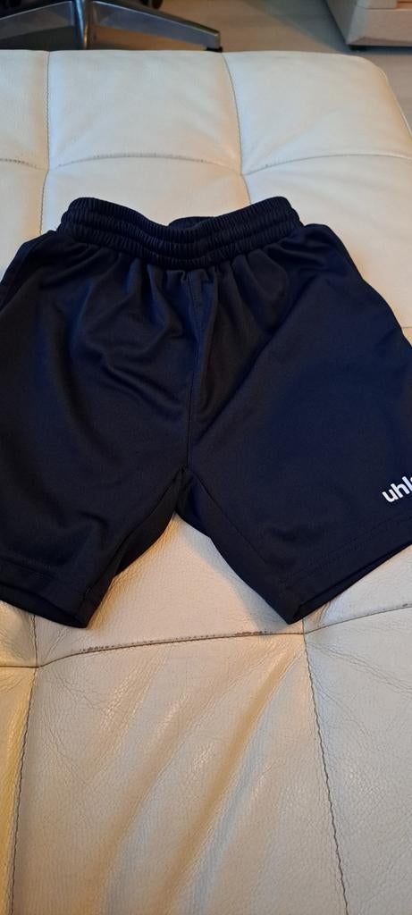 Maat 128 korte broek jongens *, Kinderen en Baby's, Ophalen of Verzenden, Gebruikt, Jongen, Broek