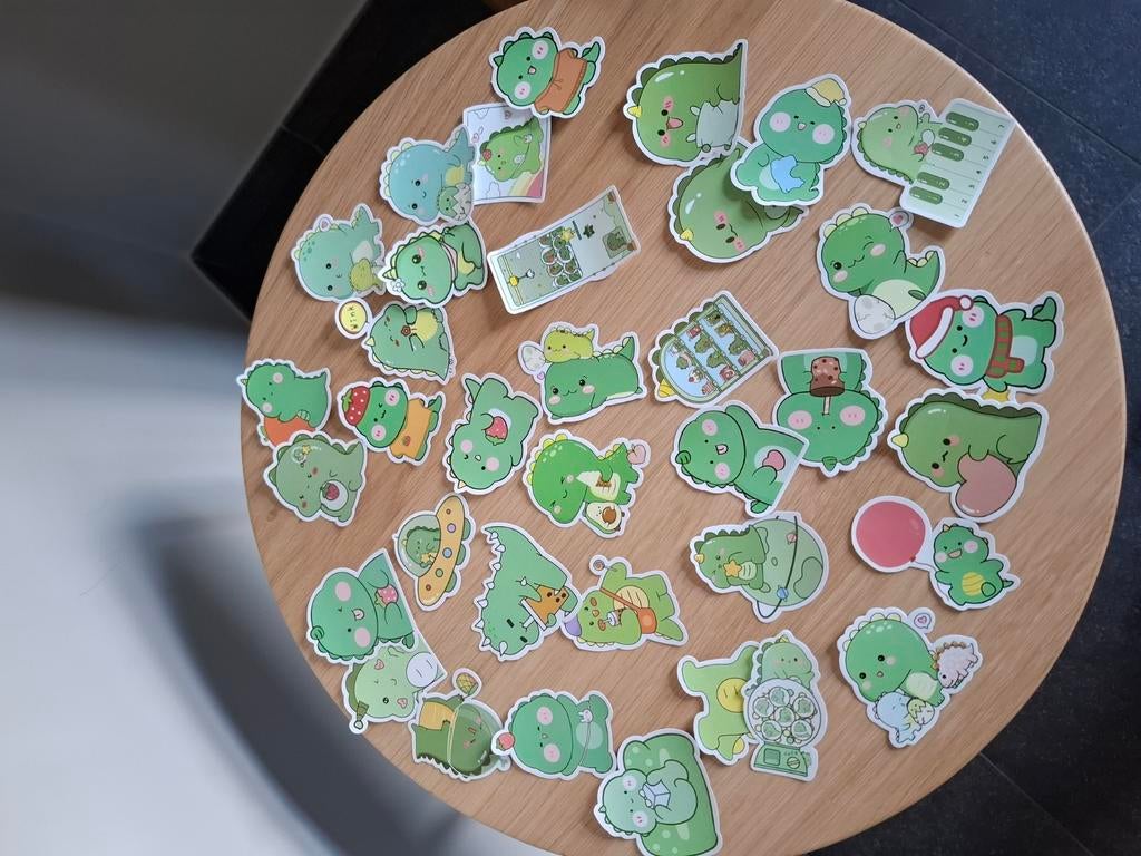 36 autocollants amusants en forme de dinosaure, Enlèvement, Comme neuf, Garçon ou Fille