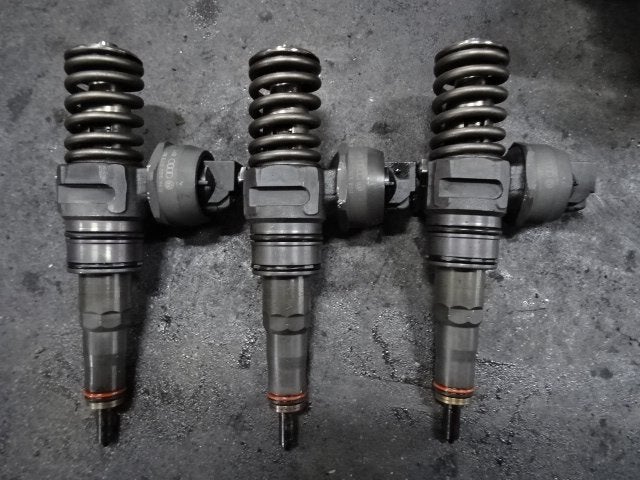 INJECTEUR Seat Ibiza III (6L1) (038130073BP), Utilisé, Seat