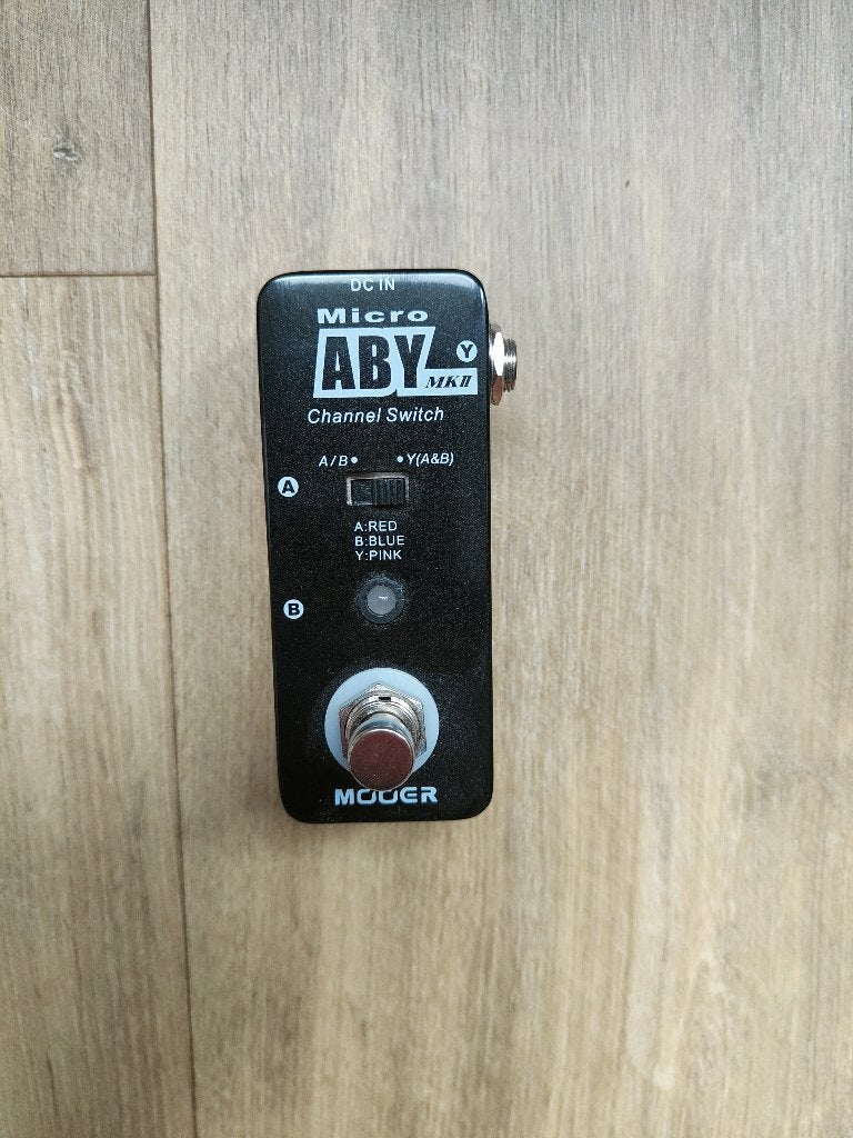 Mooer ABY switch, Muziek en Instrumenten, Ophalen of Verzenden, Gebruikt
