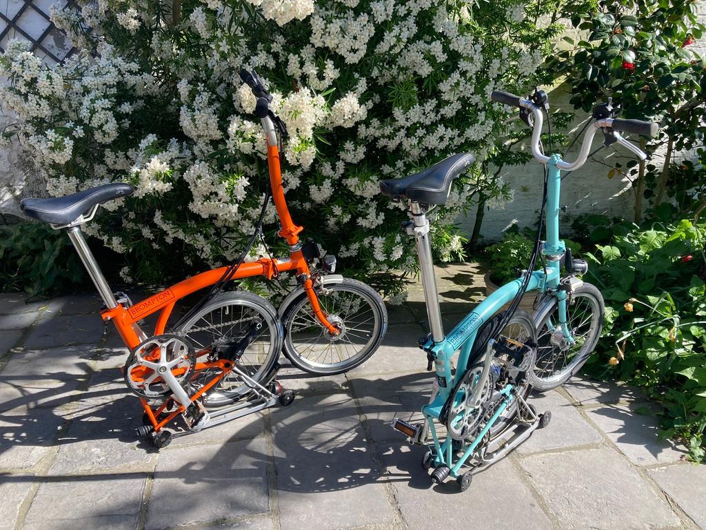 Bromptonfietsen 2 stuks, Ophalen, Brompton, Versnellingen, Zo goed als nieuw