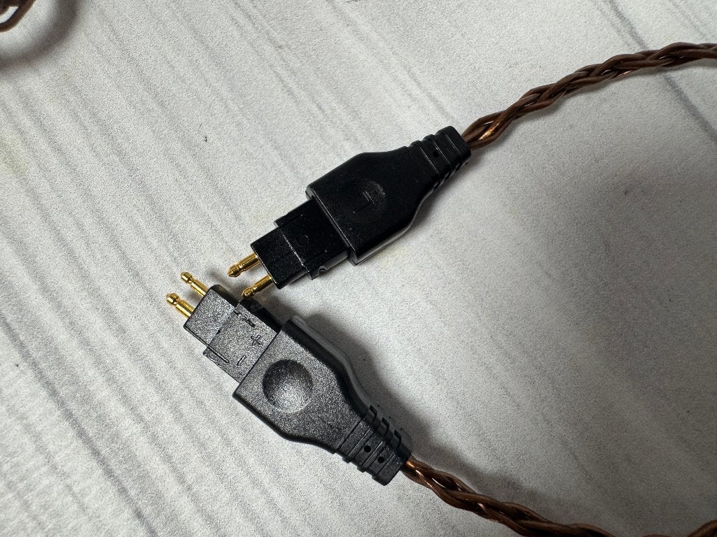 Fostex hoofdtelefoonkabel - Muzikale audiokabel, TV, Hi-fi & Vidéo, Enlèvement, Comme neuf, Moins de 2 mètres, Autres câbles