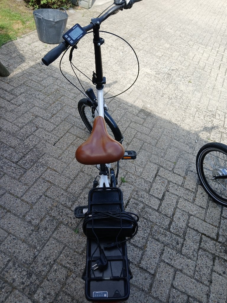 Elektrische plooifiets, Fietsen en Brommers, Ophalen, Gebruikt, 30 tot 50 km per accu