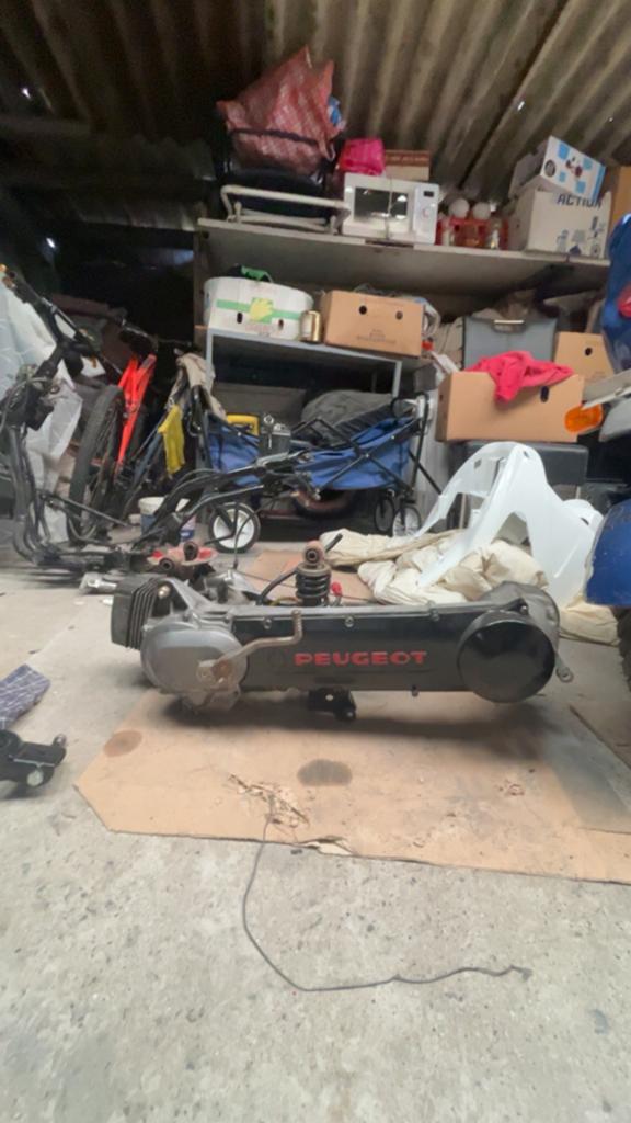 Lot peugeot fox, Ophalen, Zo goed als nieuw