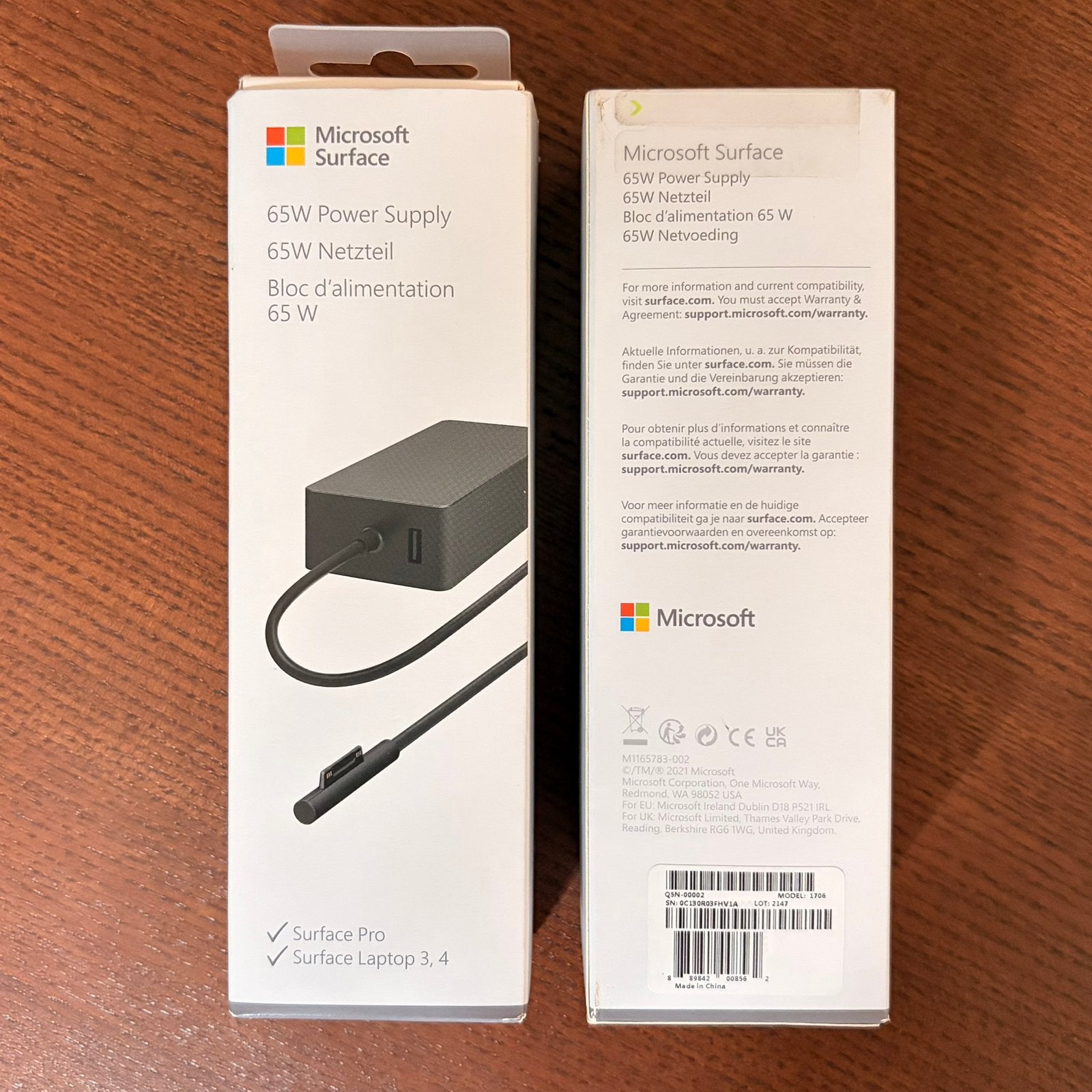 Microsoft Surface Oplader 65W - Nieuw in doos (Origineel), Computers en Software, Laptop-opladers, Ophalen of Verzenden, Nieuw