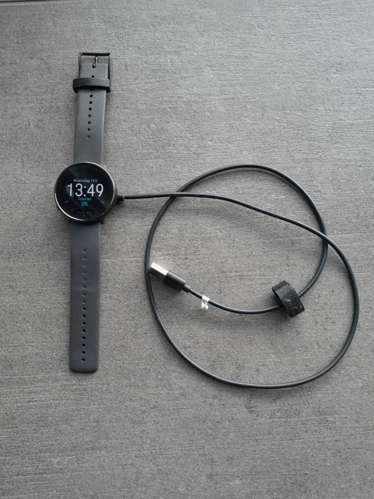 Polar Ignite 2 - Zeer goede staat, Handtassen en Accessoires, Sporthorloges, Zo goed als nieuw, Zwart, Afstand, Calorieverbanding