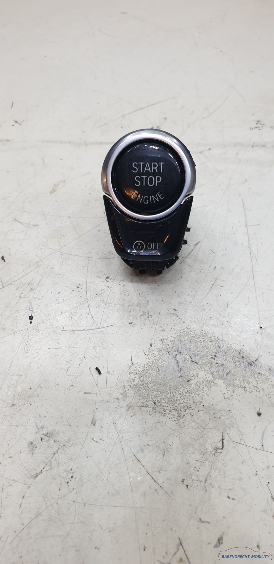 Interrupteur Start/Stop BMW s rie 5 G30 G31 2016 2017 2018 2, Petuelring 130
80788  Munich, DE, Info@bmw.de, Utilisé, BMW
