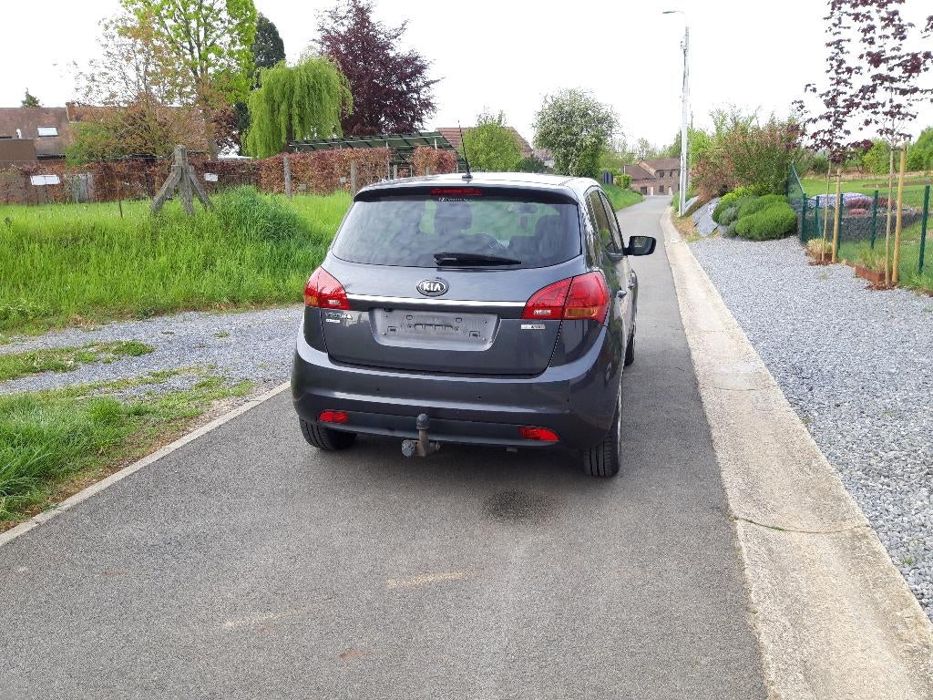 Kia Venga, Autos, 1395 cm³, Achat, Capteur de lumière, Boîte manuelle