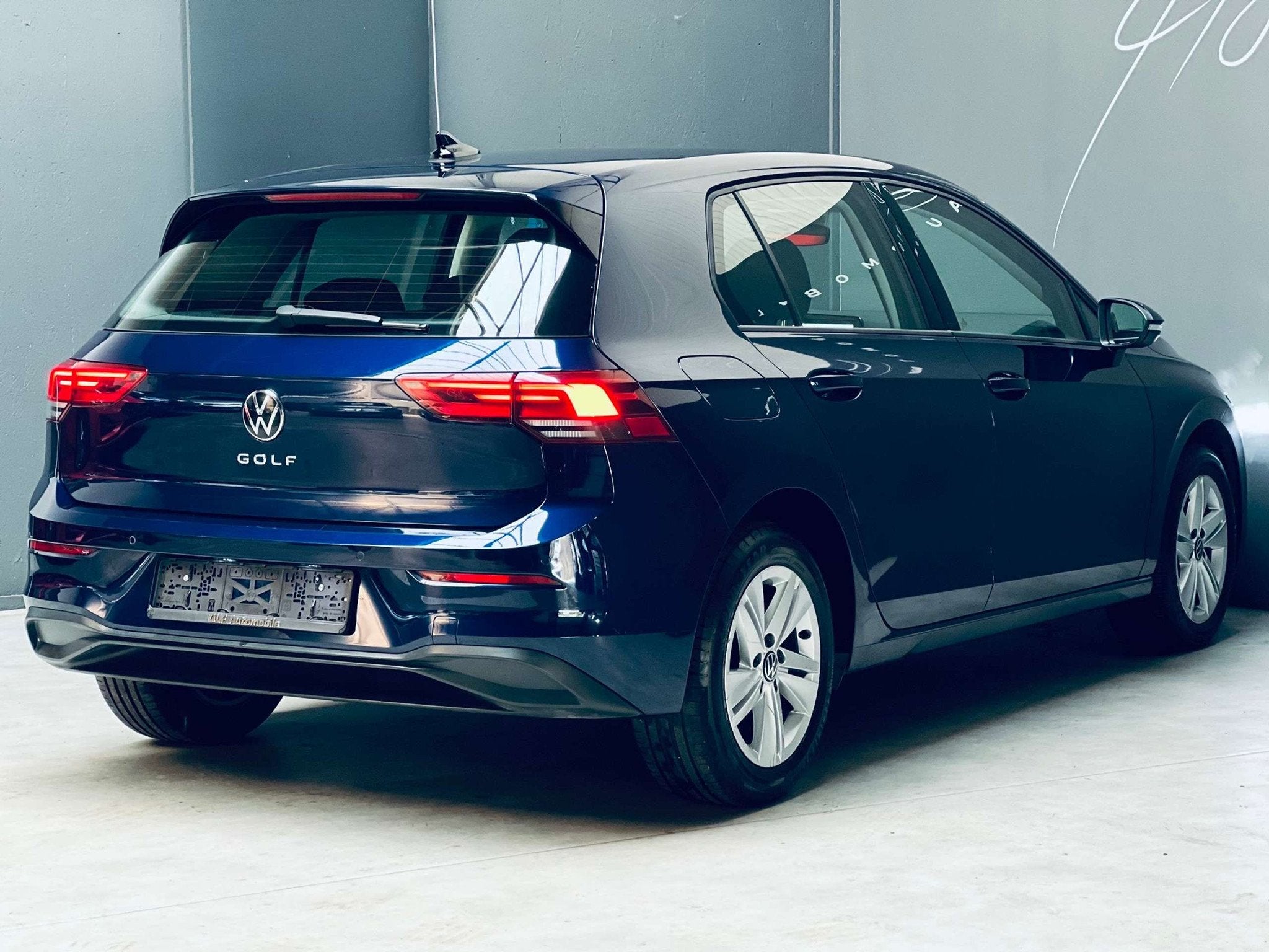 Volkswagen Golf 1.0 TSI *CLIMATISATION*CARPLAY*CARNET COMPLE, Auto's, Stof, Gebruikt, Euro 6, Blauw