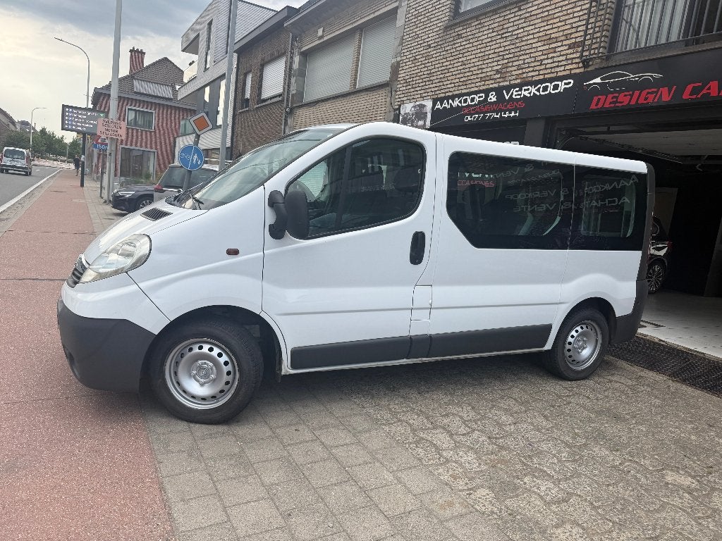 Opel Vivaro PMR Chaise roulante+5Place netto 7438, 4 portes, Entreprise, Adapté aux personnes handicapées, Euro 4
