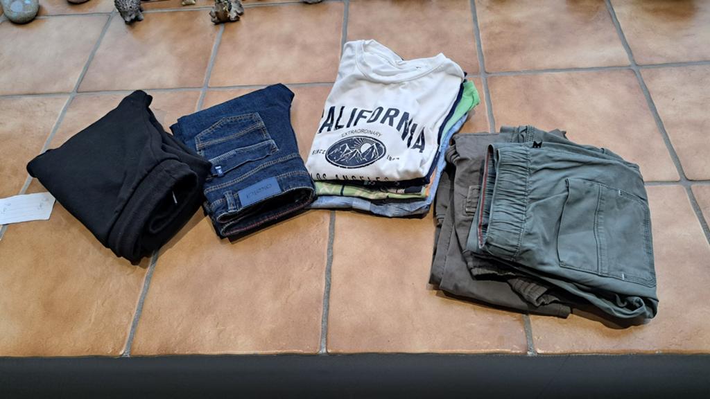 Lot vêtements garçon 9 ans, Enlèvement ou Envoi, Garçon, Pantalon