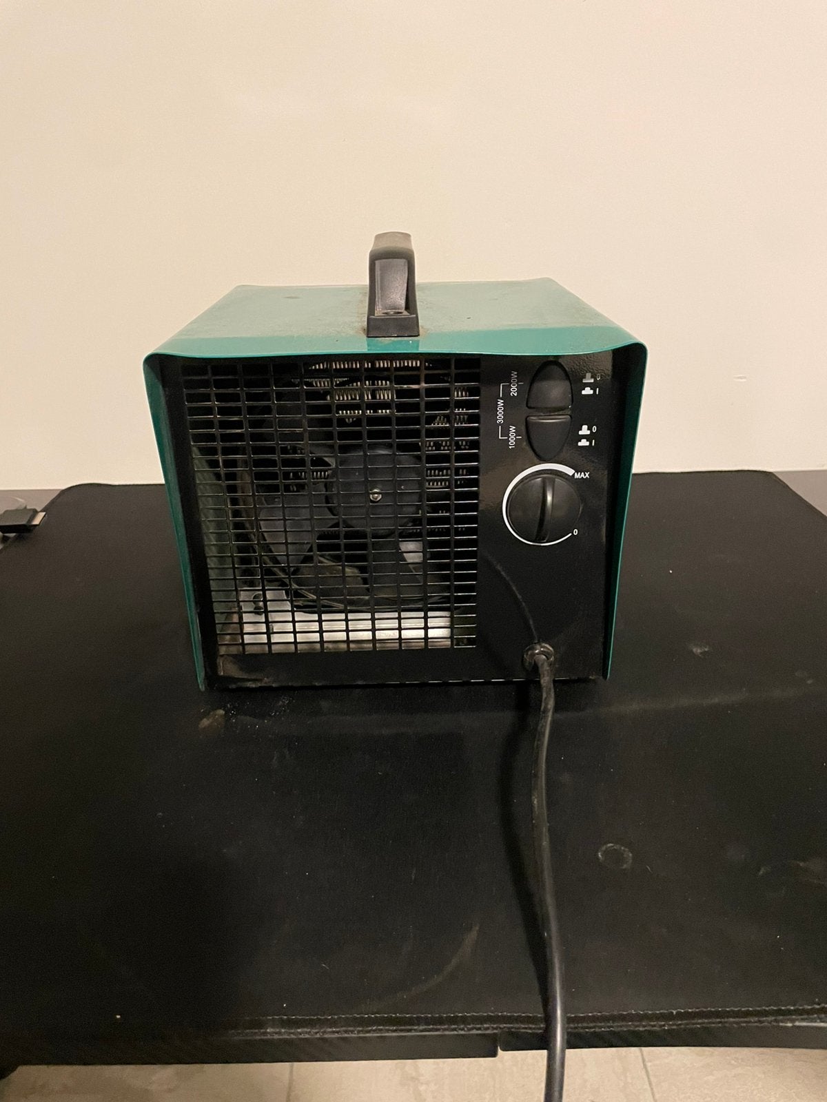 Keramische verwarming 3000W, Ophalen of Verzenden, Zo goed als nieuw