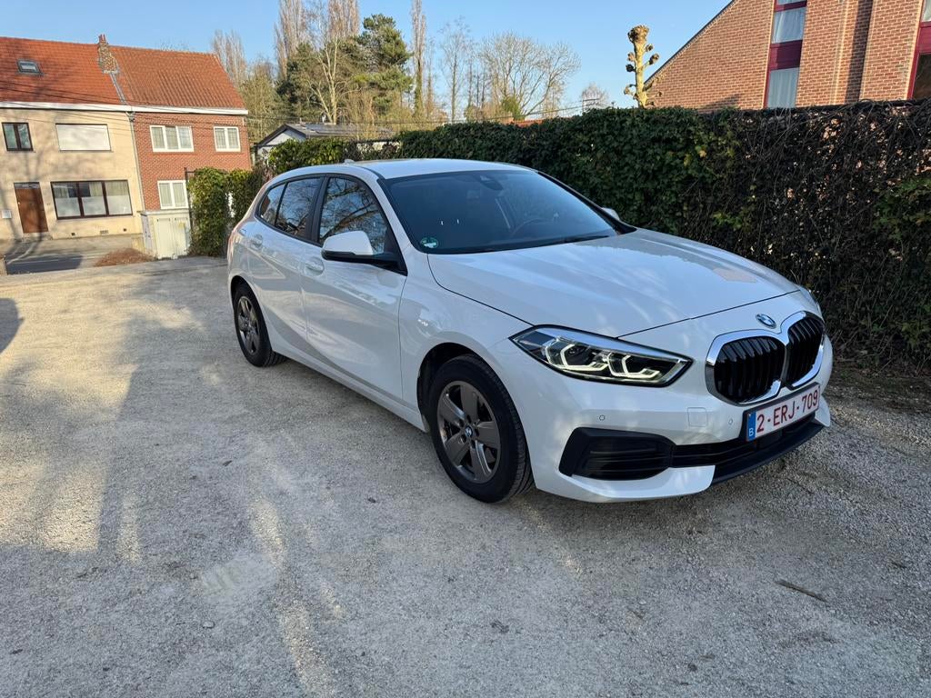 BMW 118i, Euro 6, 5 deurs, Particulier, Stadsauto