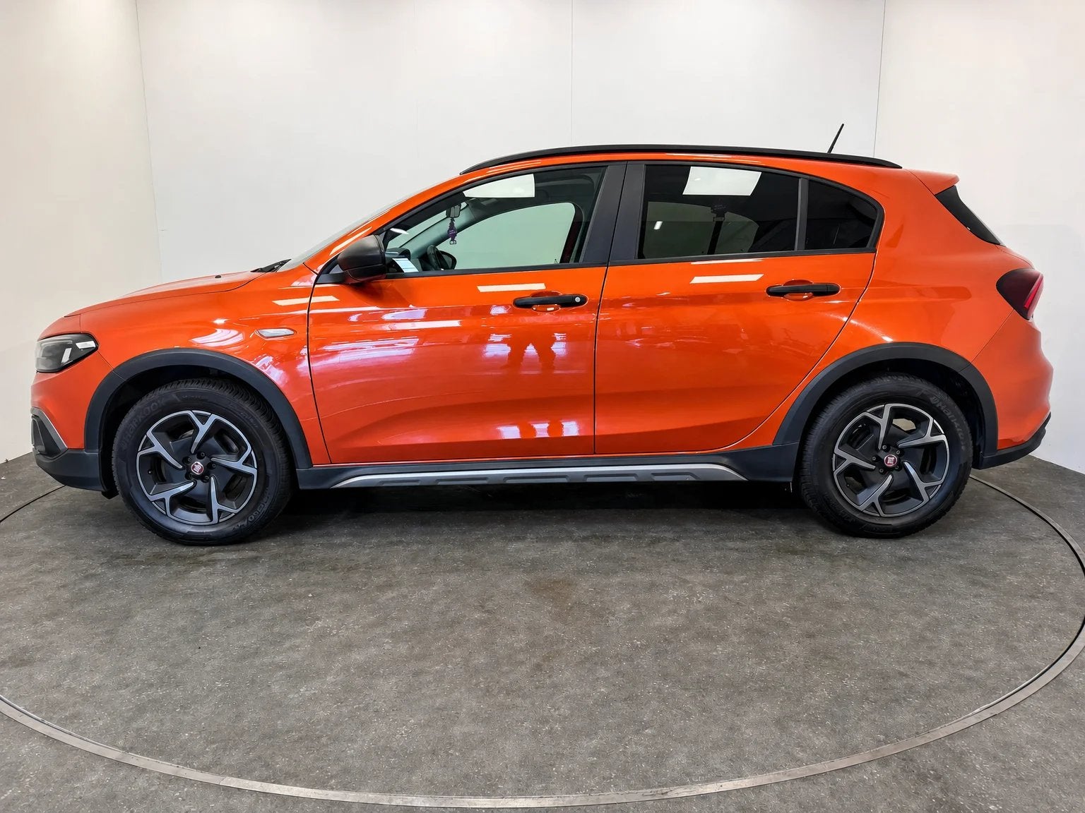 Fiat Tipo City Cross Camera DAB, Autos, Fiat, https://public.car-pass.be/vhr/4f0399fa-4253-43d2-ab3f-f43735545130, Achat, Euro 6