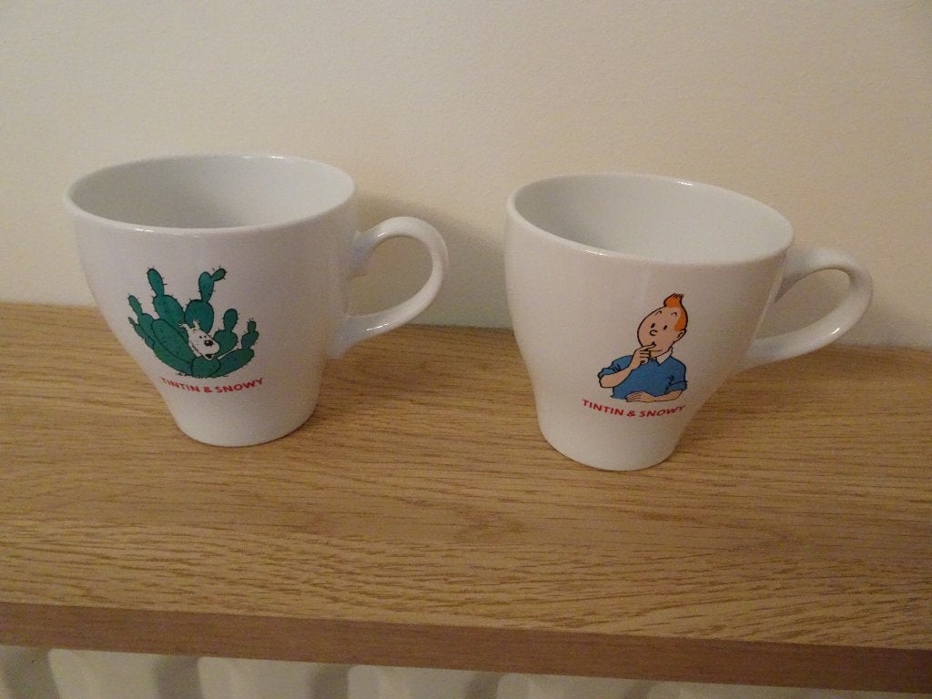 Deux tasses Chiba Bank - Tintin et Milou - Collector !, Collections, Enlèvement ou Envoi, Tintin, Comme neuf, Ustensile